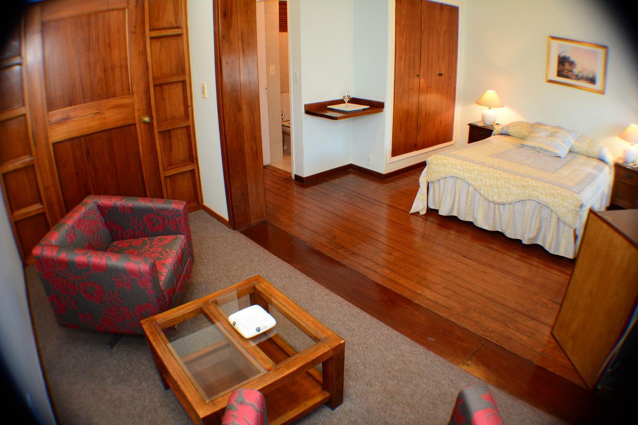 Hotel Crown Мело Экстерьер фото