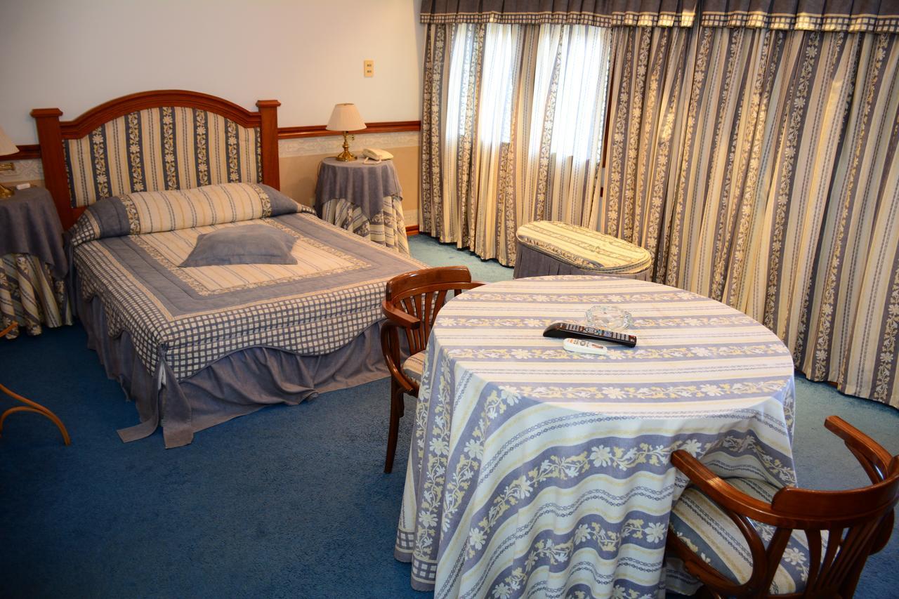 Hotel Crown Мело Экстерьер фото