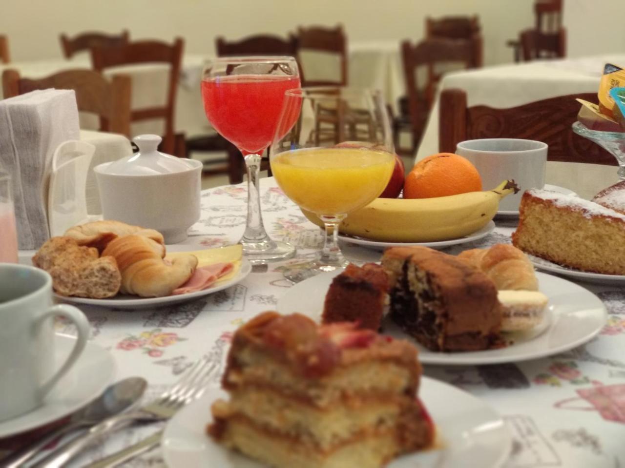 Hotel Crown Мело Экстерьер фото